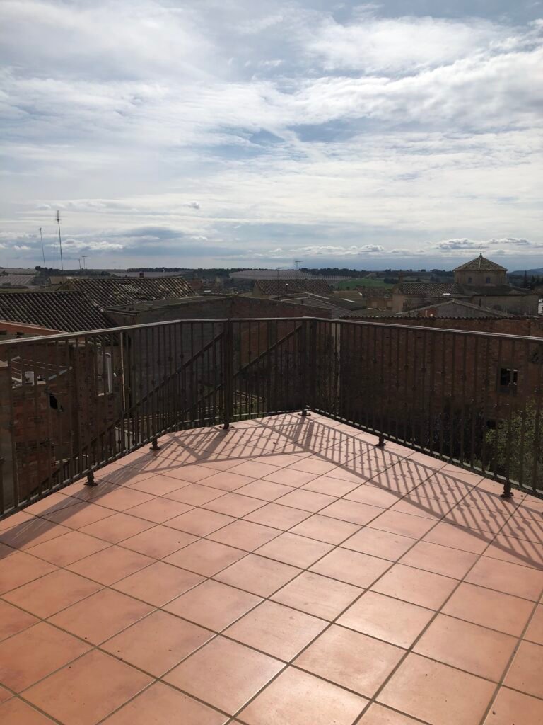 Terrassa de Cal Xolva per a una sobretaula al sol